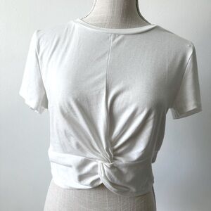 NWT White Short Sleeve Cropped Top- M